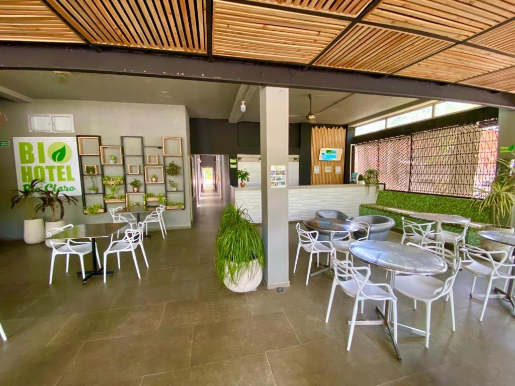 Biohotel Rio Claro Doradal Exterior photo